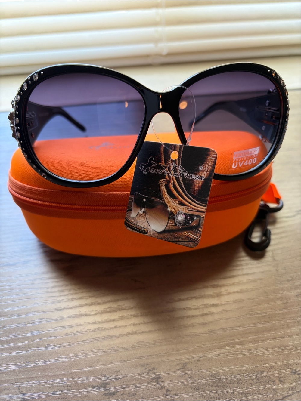 NWT Montana West Rhinestone Concho Black Sunglasses
